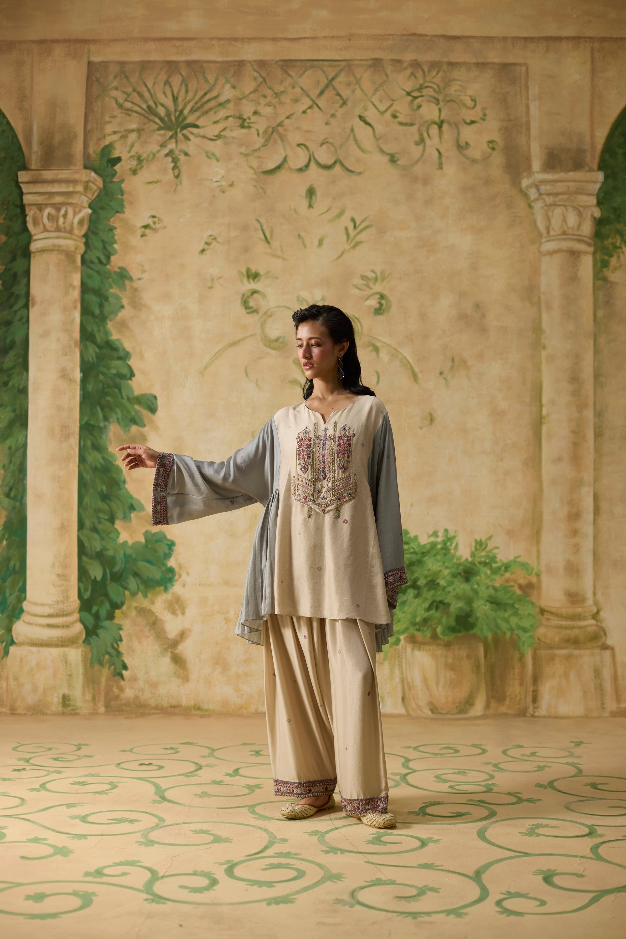 Vale Kurta Set - Beige Light And Blue