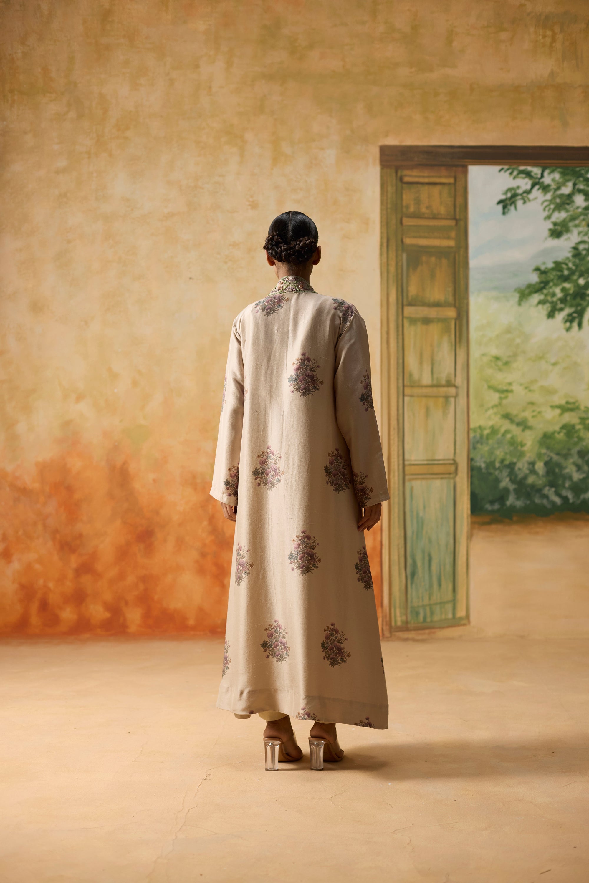 Hellea Jacket Set - Beige