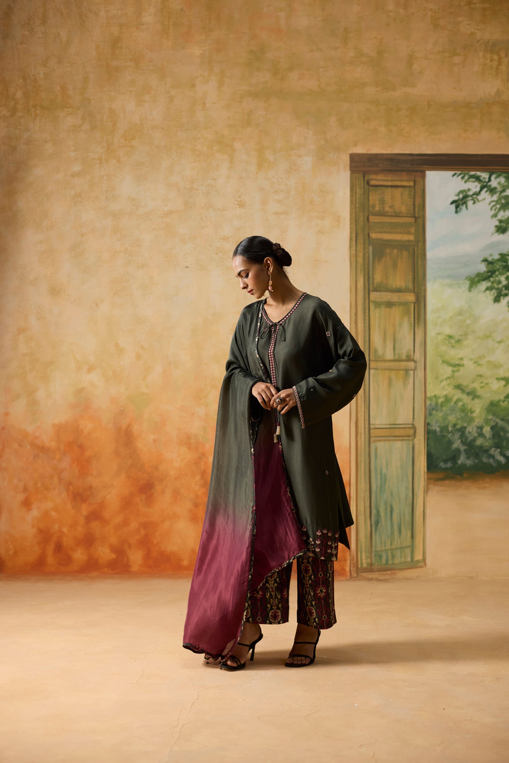 Rosewood Kurta Set - Charcoal Grey