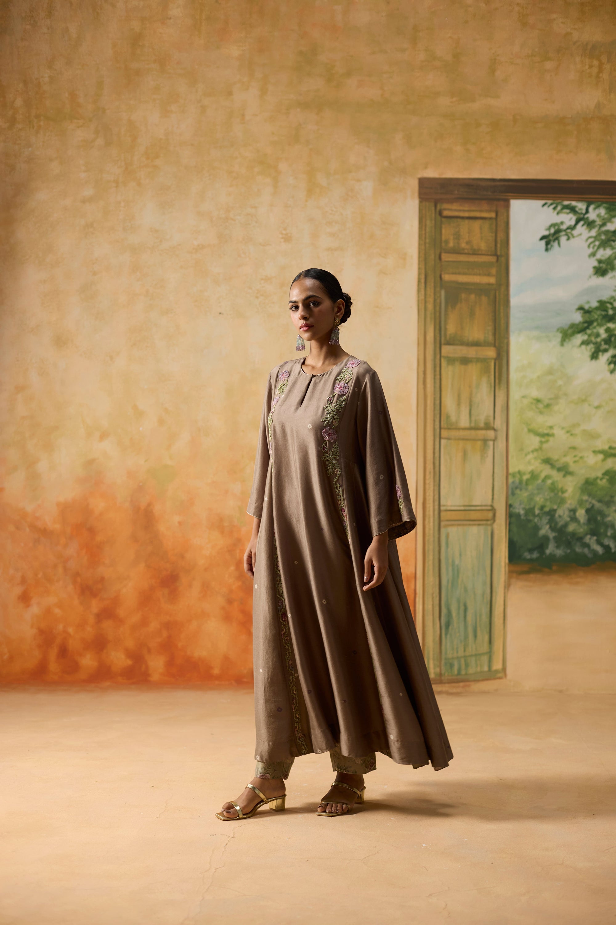 Chestel Kurta Set - Brown