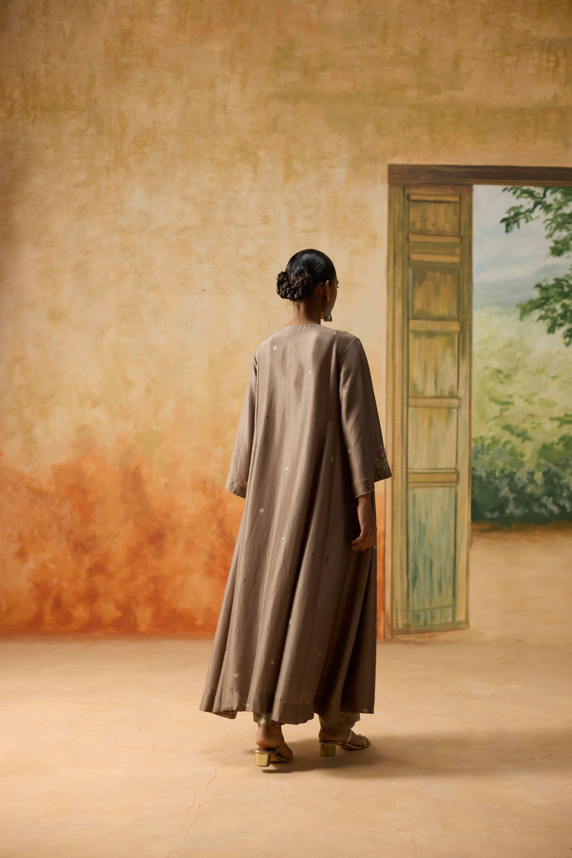 Chestel Kurta Set - Brown