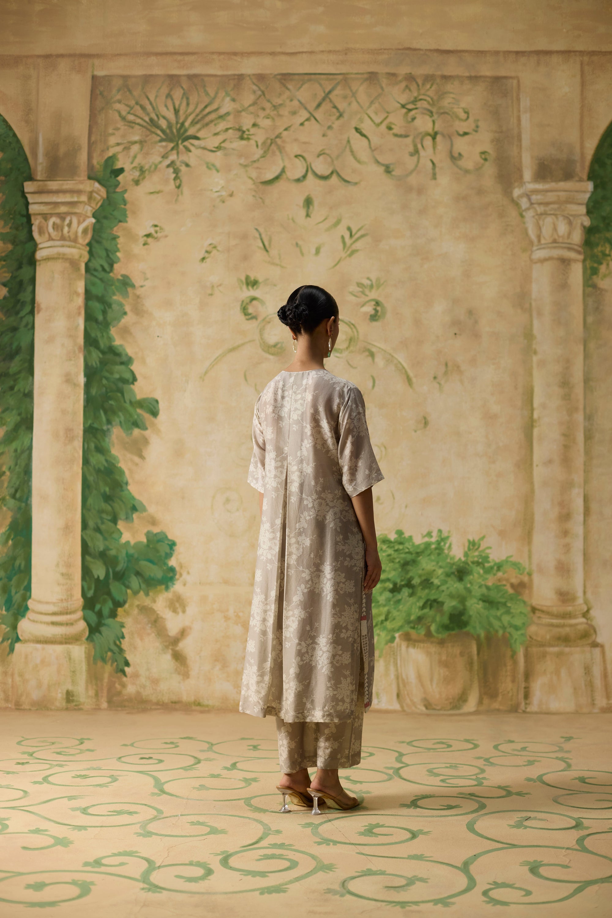 Fulard Kurta Set - Grey And Beige