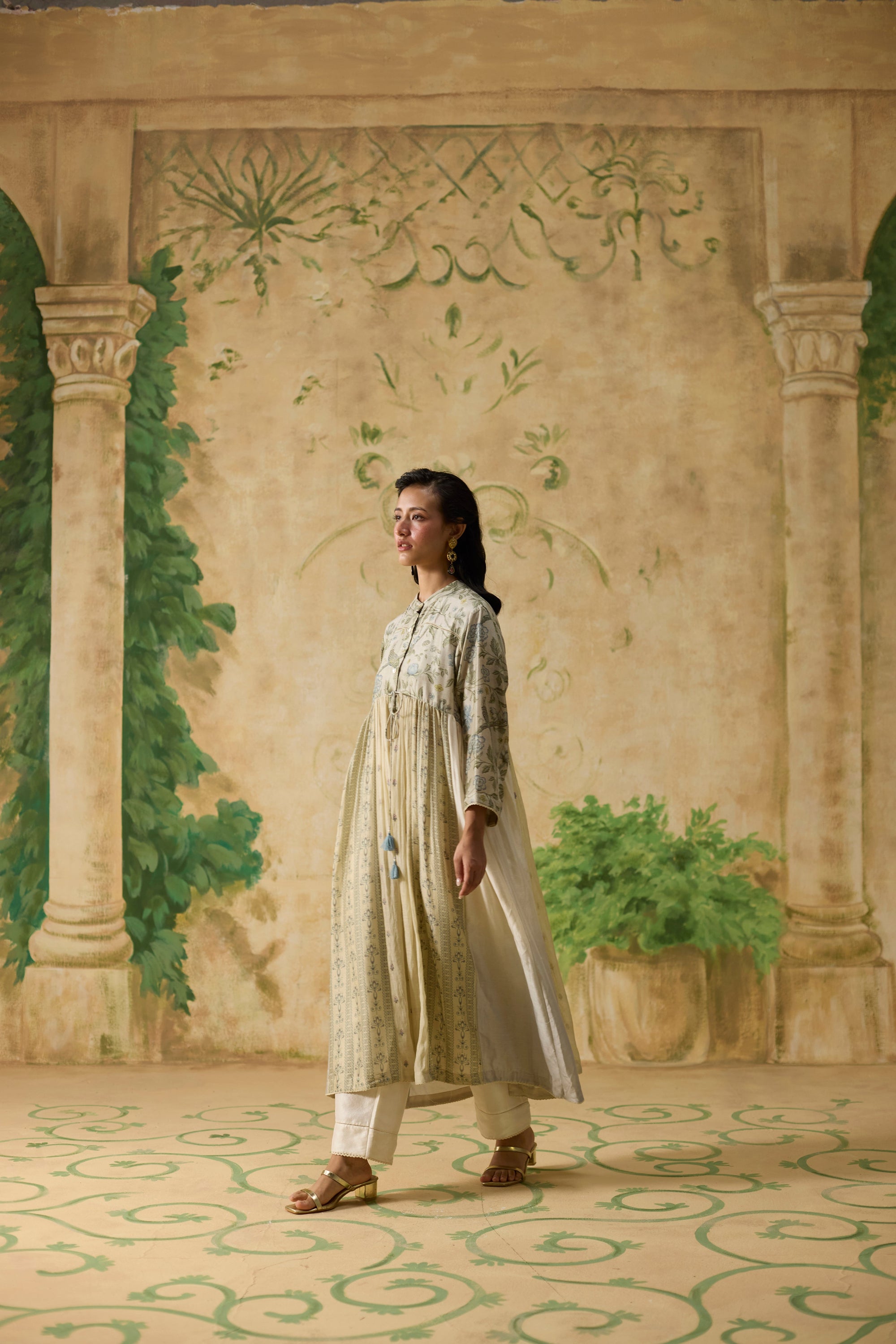 Chowa Kurta - Light Grey And Blue