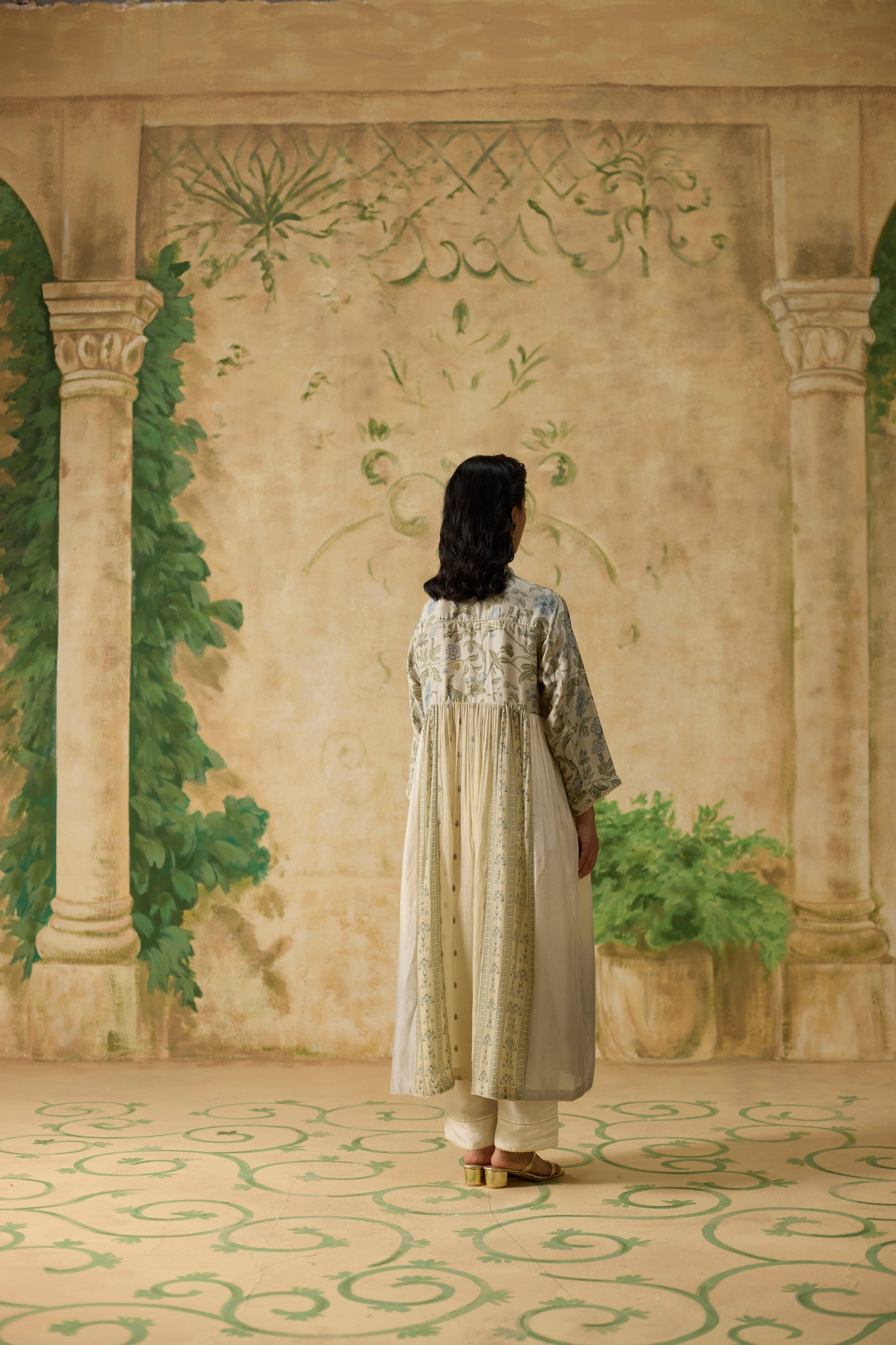 Chowa Kurta - Light Grey And Blue