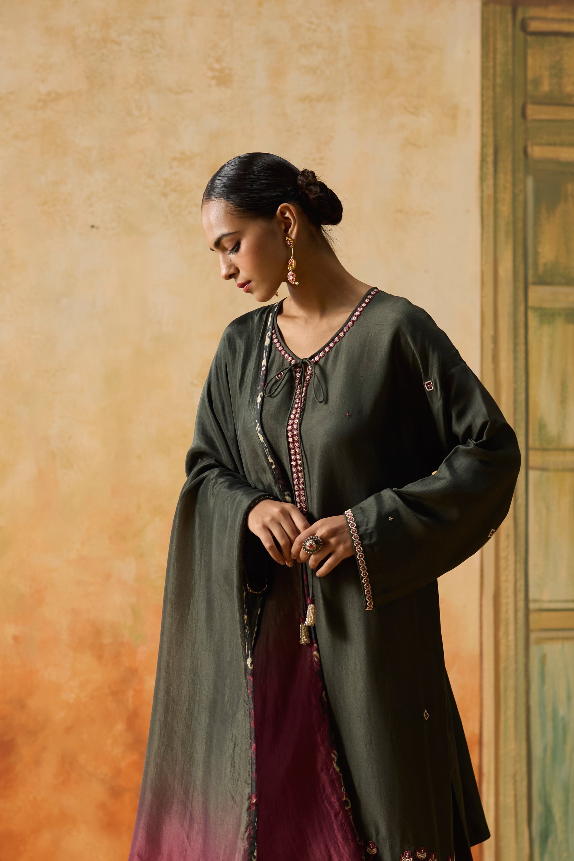Rosewood Dupatta - Charcoal Grey And Burgundy