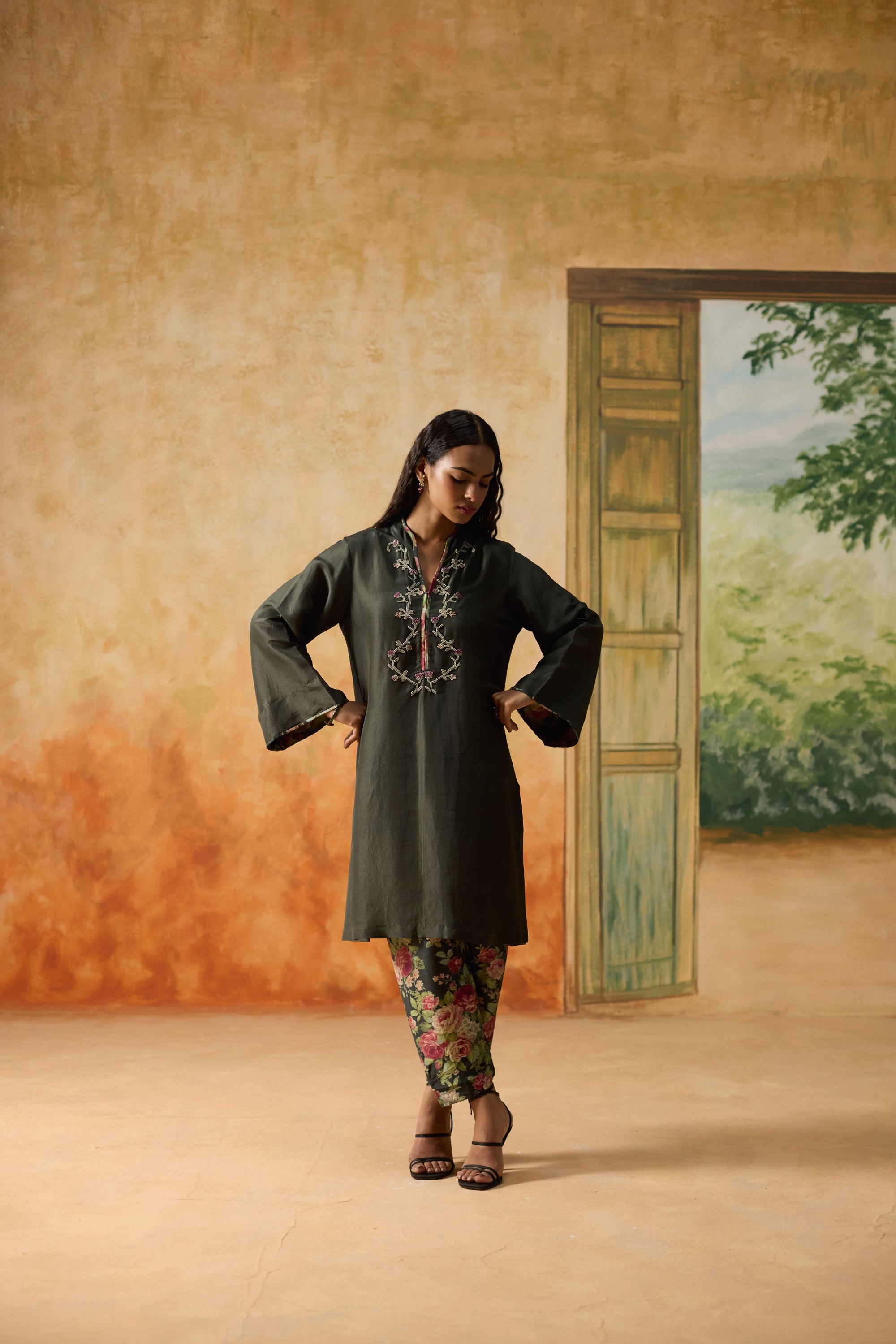 Niwa Kurta - Charcoal Grey