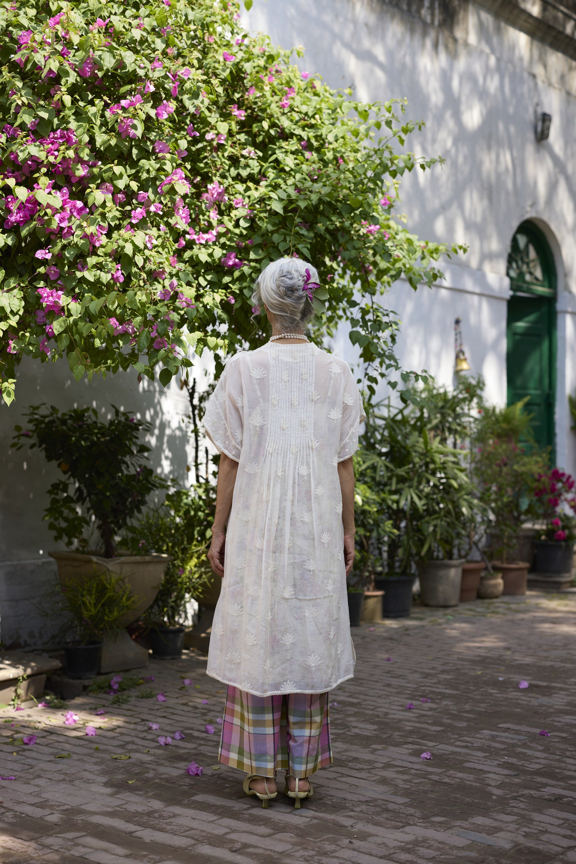 Chiaro Kaftan- Off white and Pink