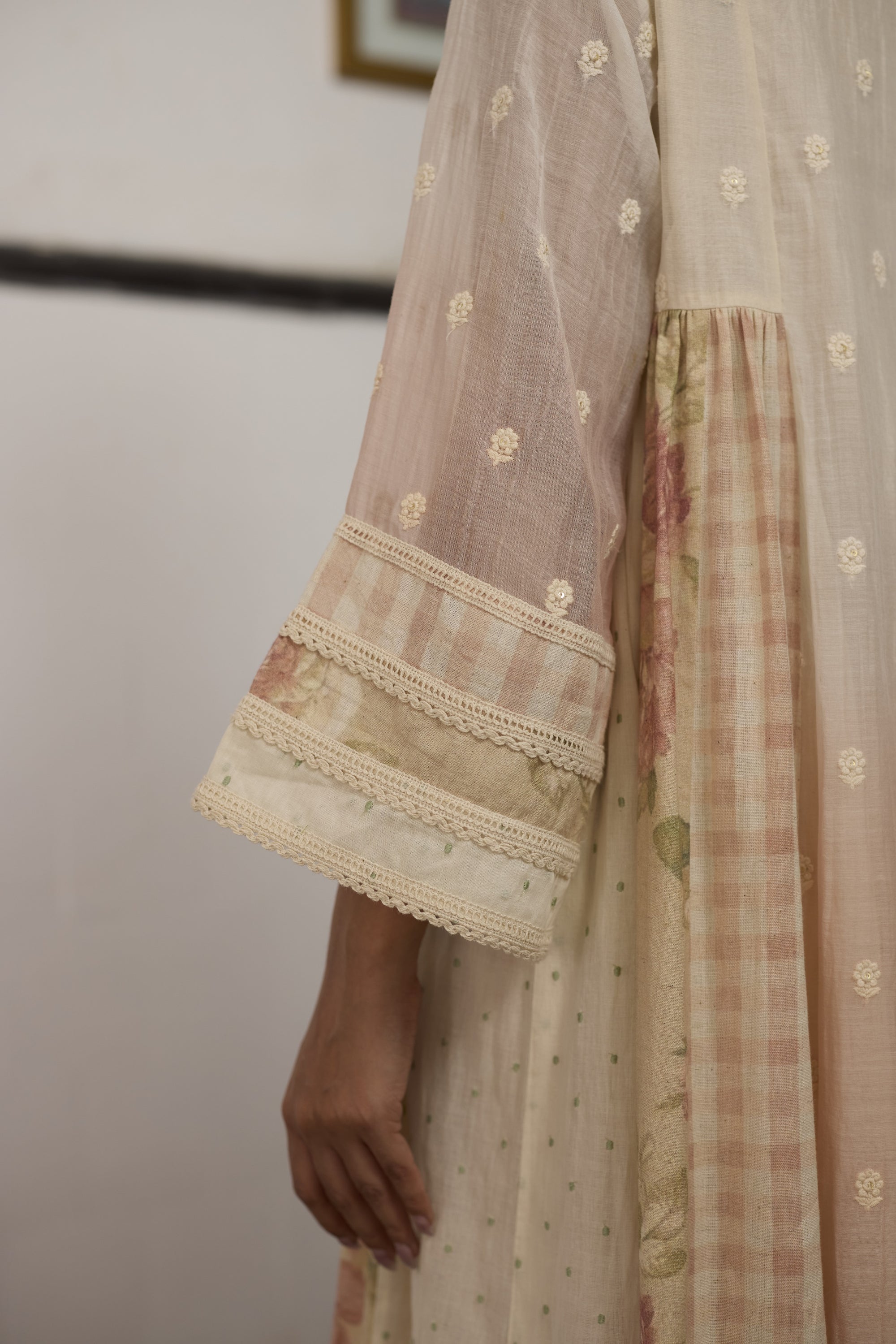 Bokashi Kurta Set - Off white and Peach