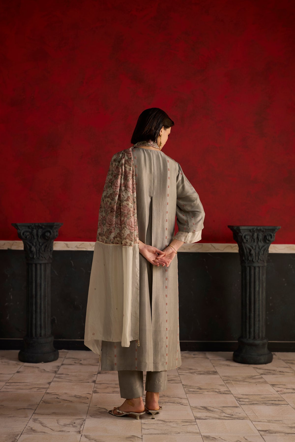 Mullen Kurta Set- Grey and Pink