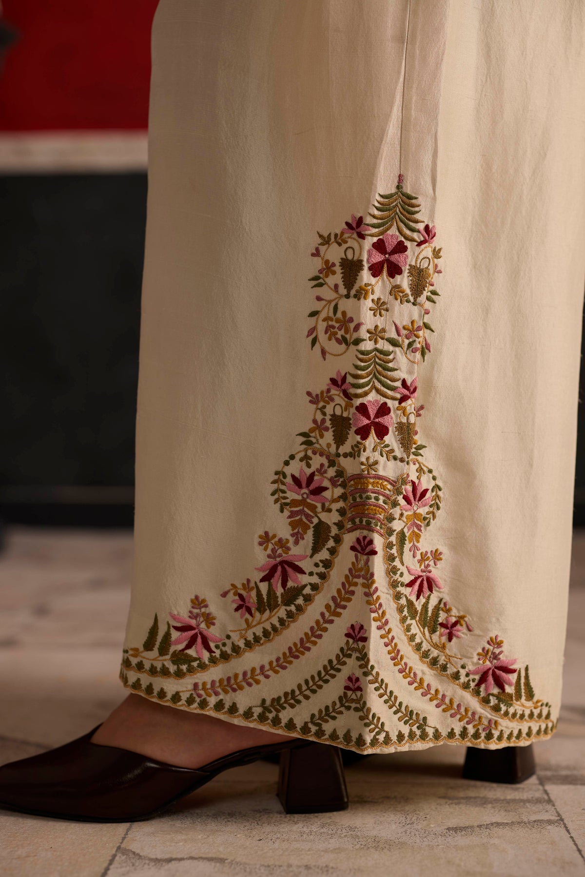 Issiki Co-ord set- Off white and Burgundy