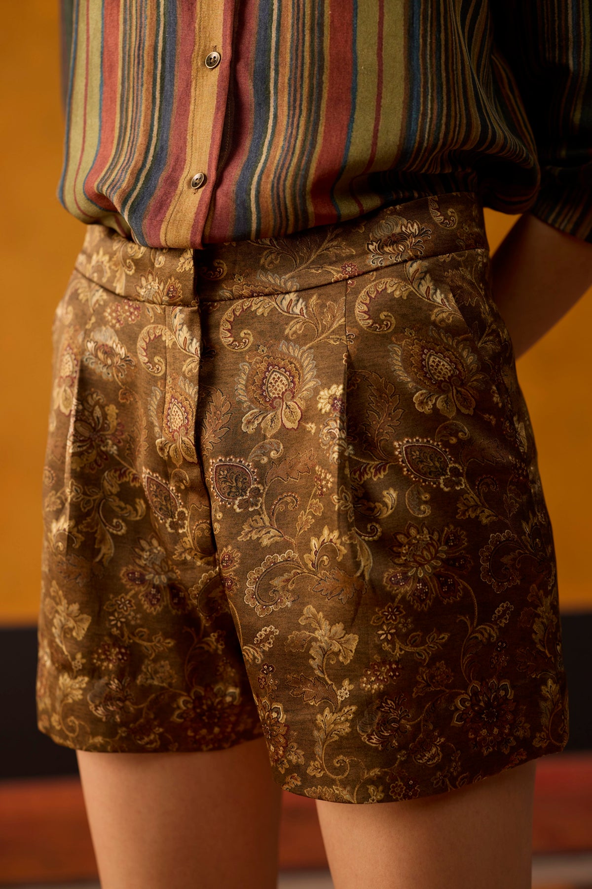 Eira Shorts- Light Brown