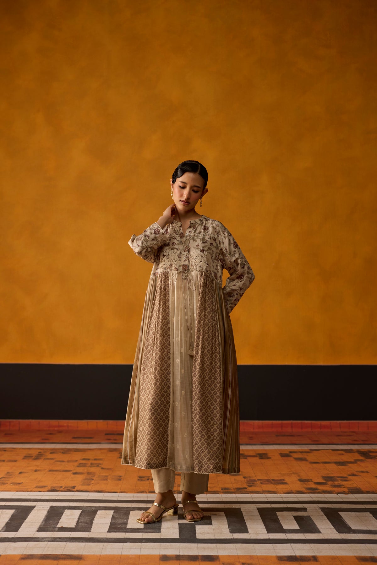 Chowa Kurta Set- Beige and Brown