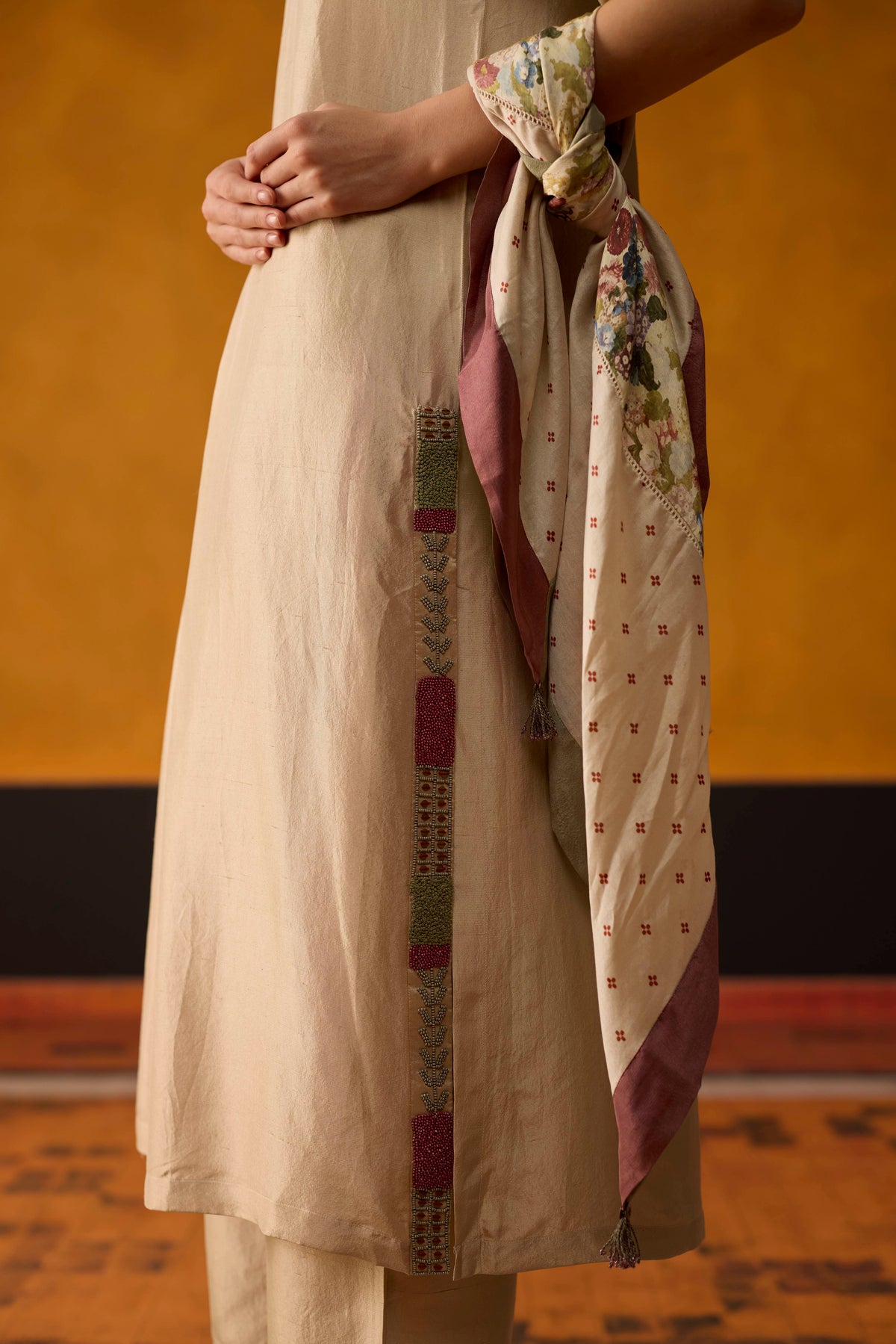 Fulard Scarf- Beige and burgundy