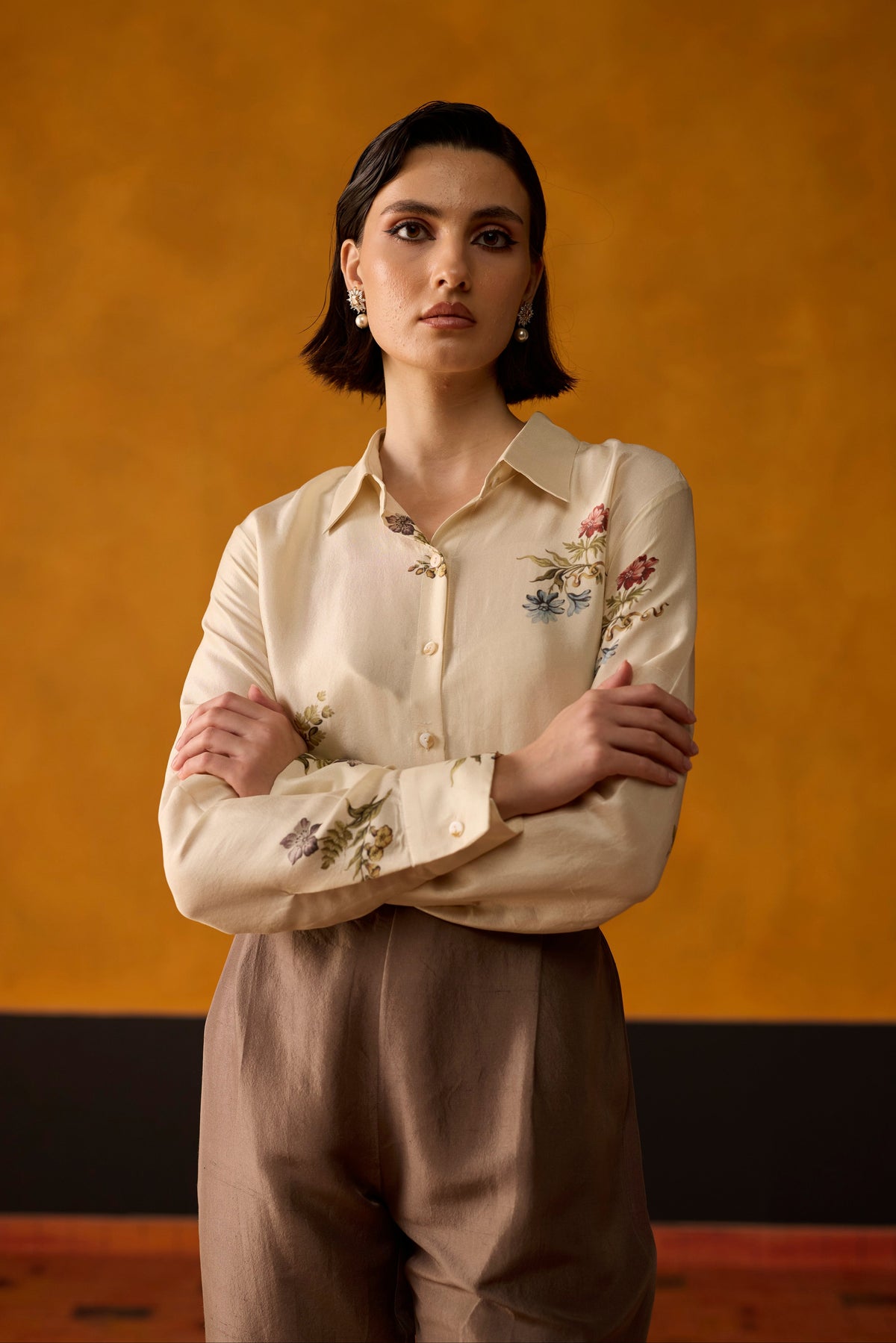 Noa Shirt- off white and Pink