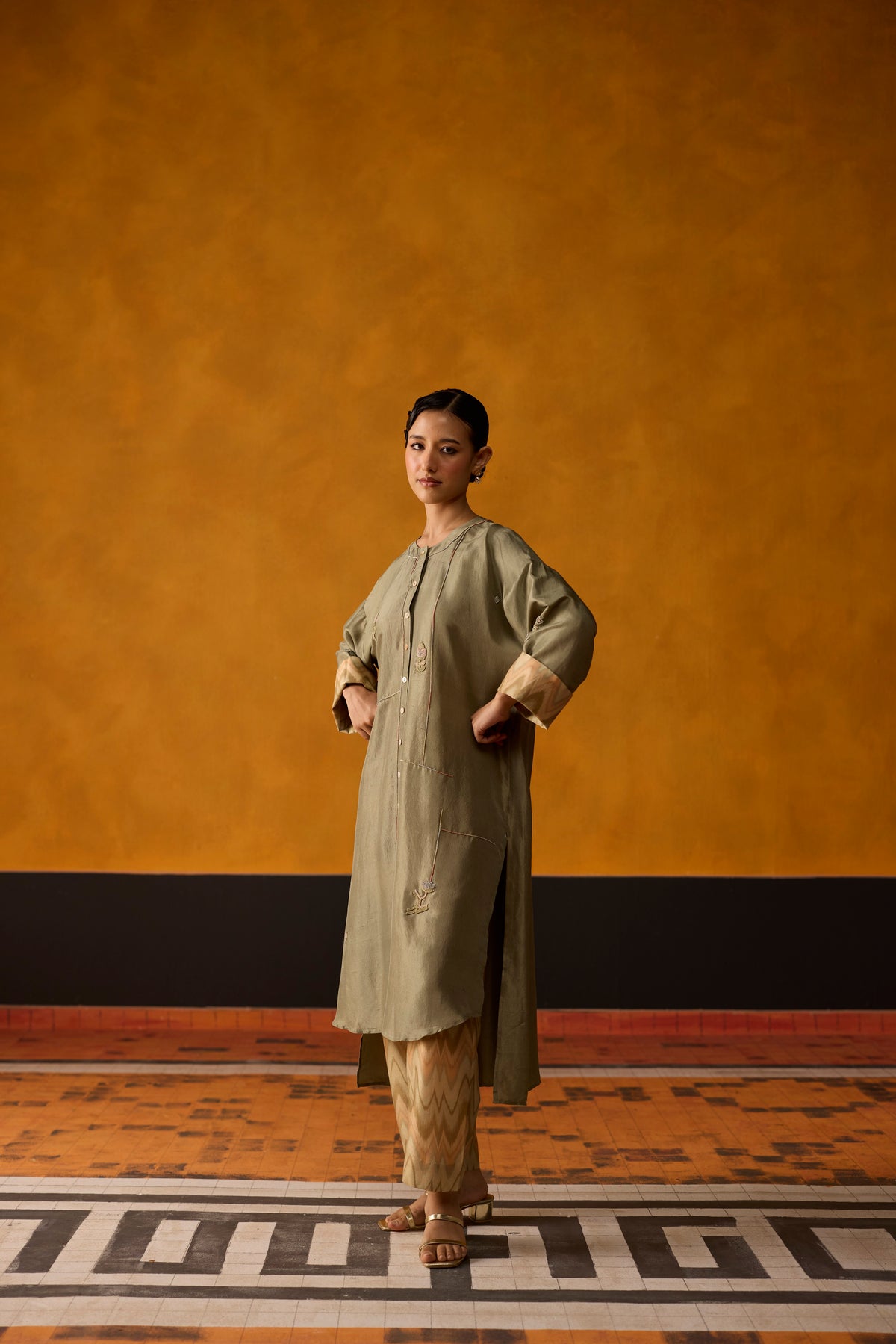 Ikkato Kurta Set- Green and Peach