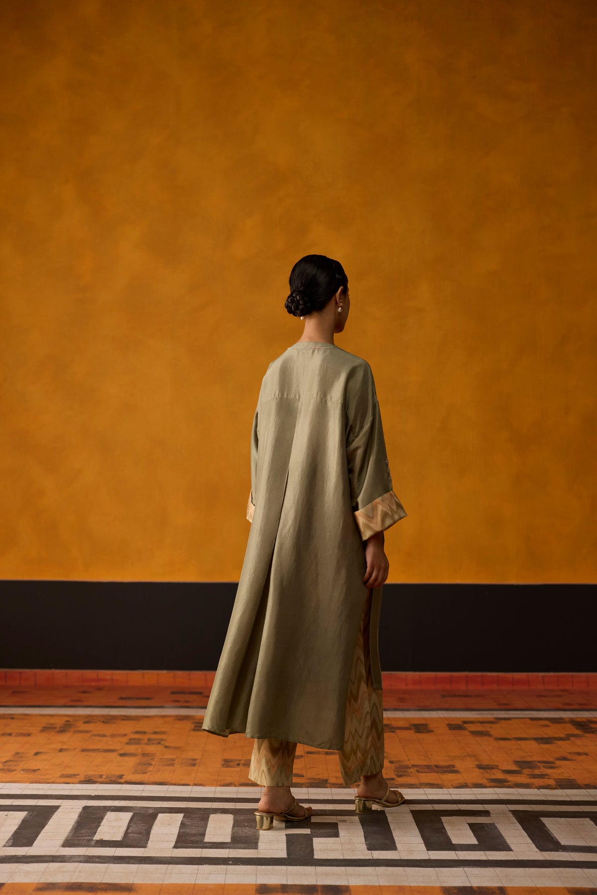 Ikkato Kurta Set- Green and Peach