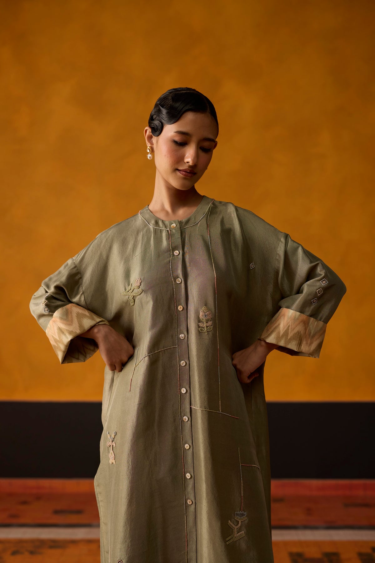Ikkato Kurta Set- Green and Peach