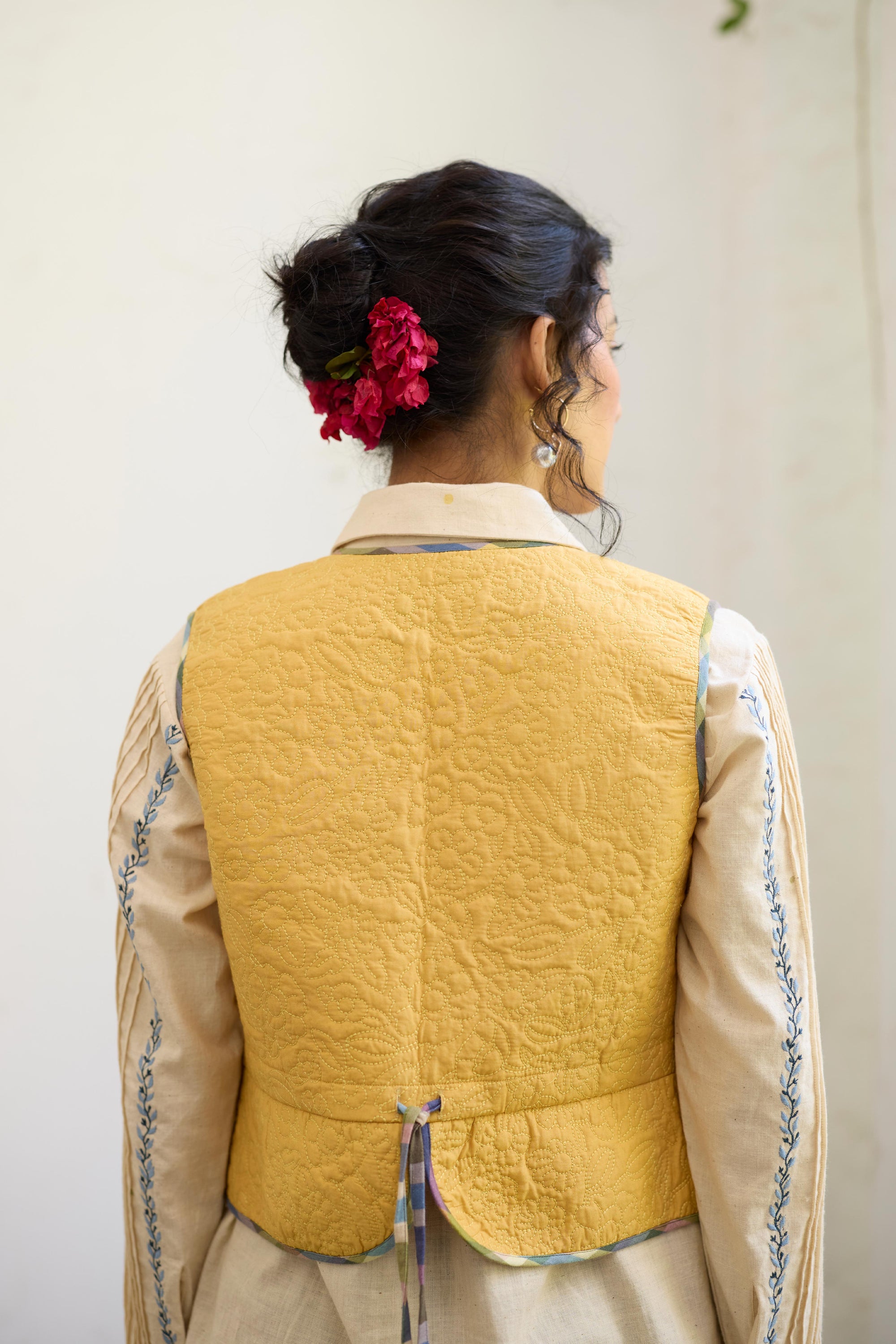 Elara Gillet- Yellow